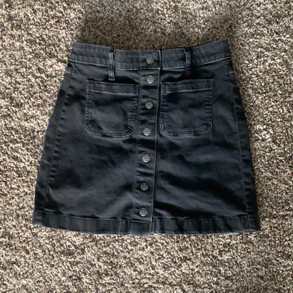 MADEWELL BLACK DENIM SKIRT 🖤 - Picture 2 of 5
